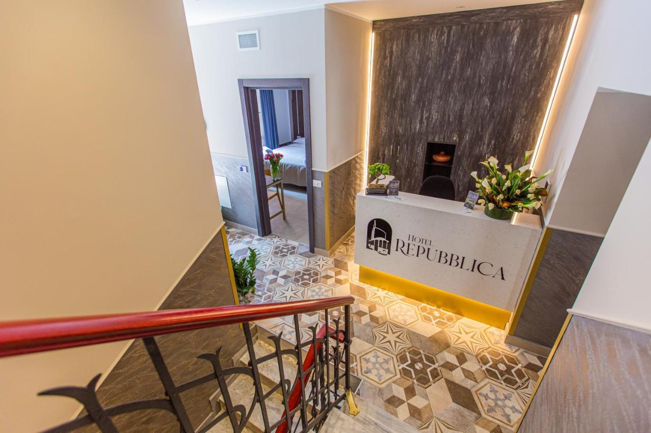 Hotel Repubblica Милан Экстерьер фото